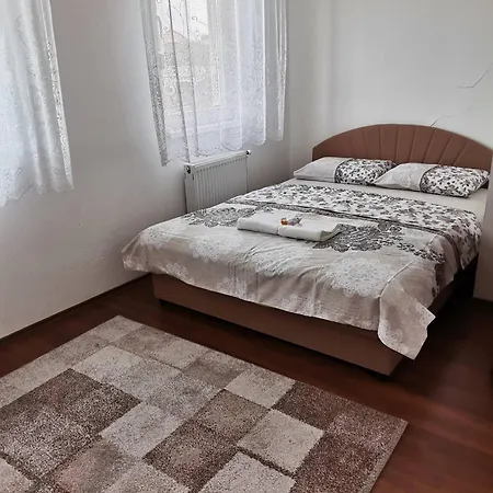 Stan Na Dan Apartment